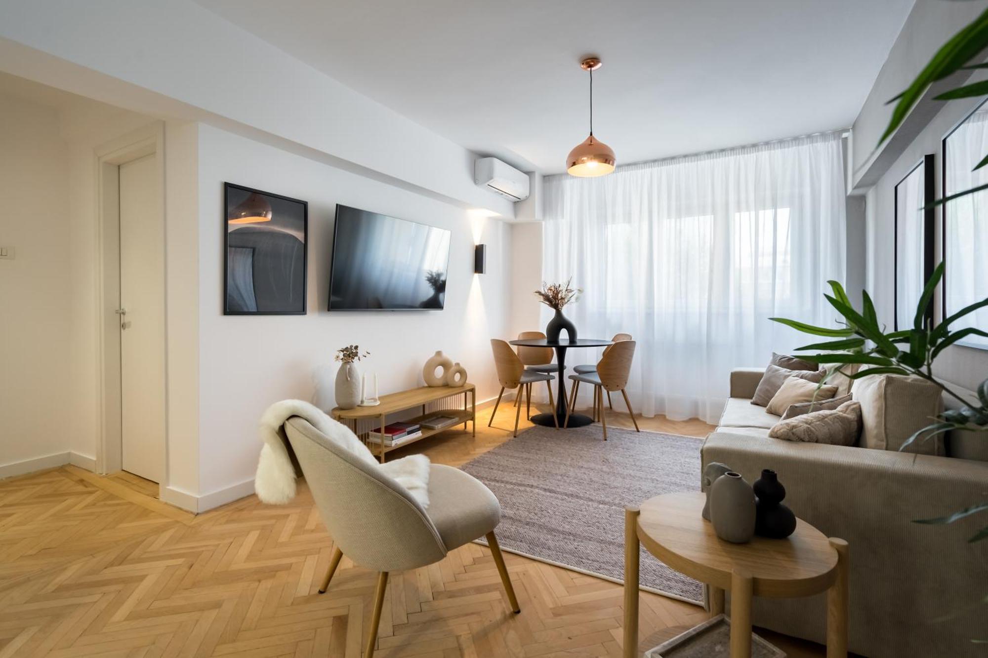 Majestic Downtown Apartment Bucarest Esterno foto